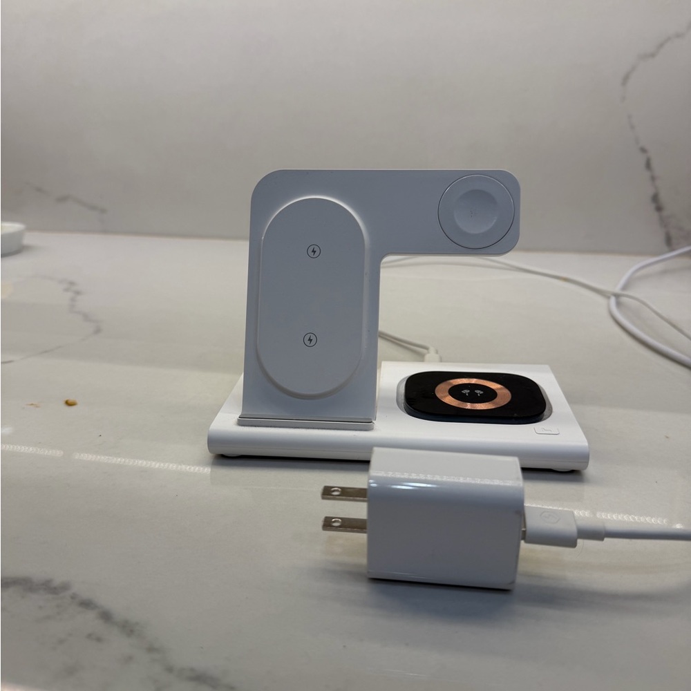 Amazon White Wireless Charger Stand